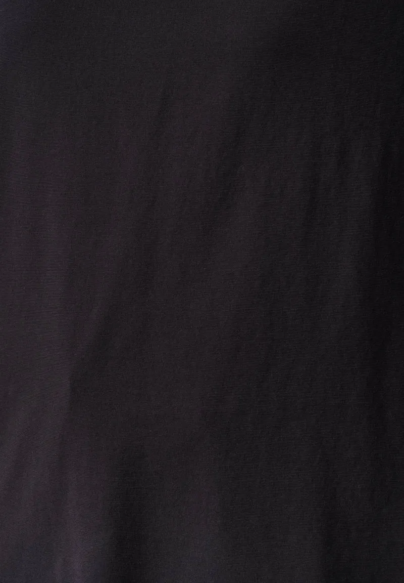 TESSA | Basic T-Shirt aus Bio-Baumwolle mit V-Ausschnitt