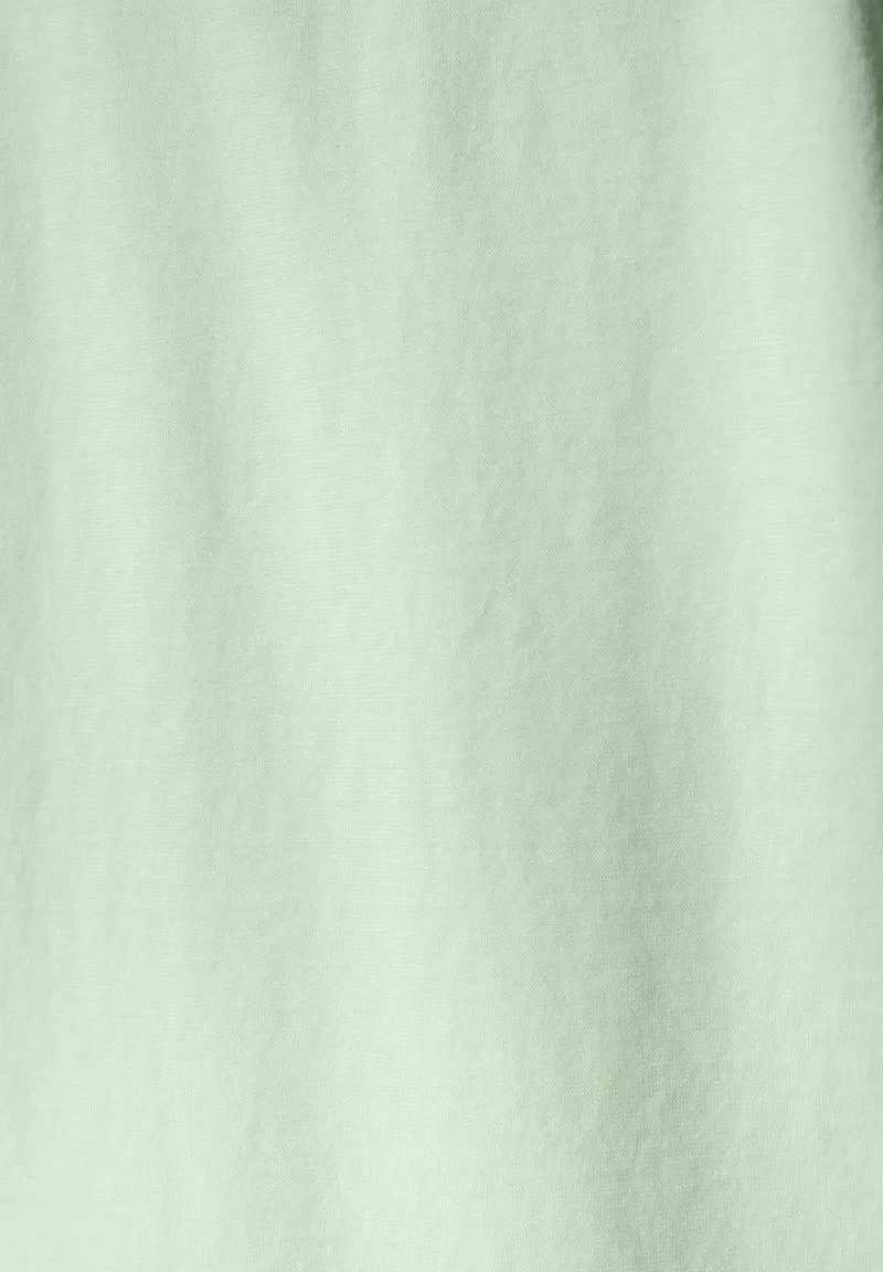 TESSA | Basic T-Shirt aus Bio-Baumwolle mit V-Ausschnitt