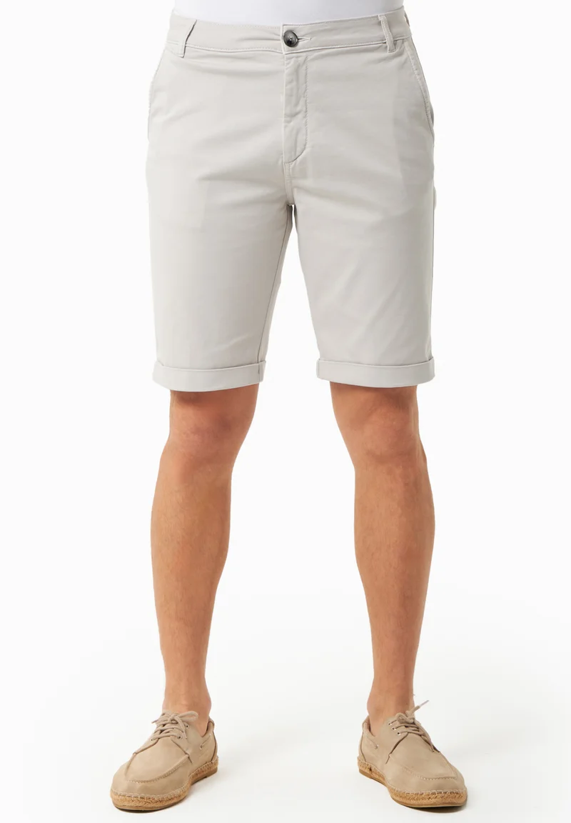 Regular-Fit Shorts aus Bio-Baumwolle