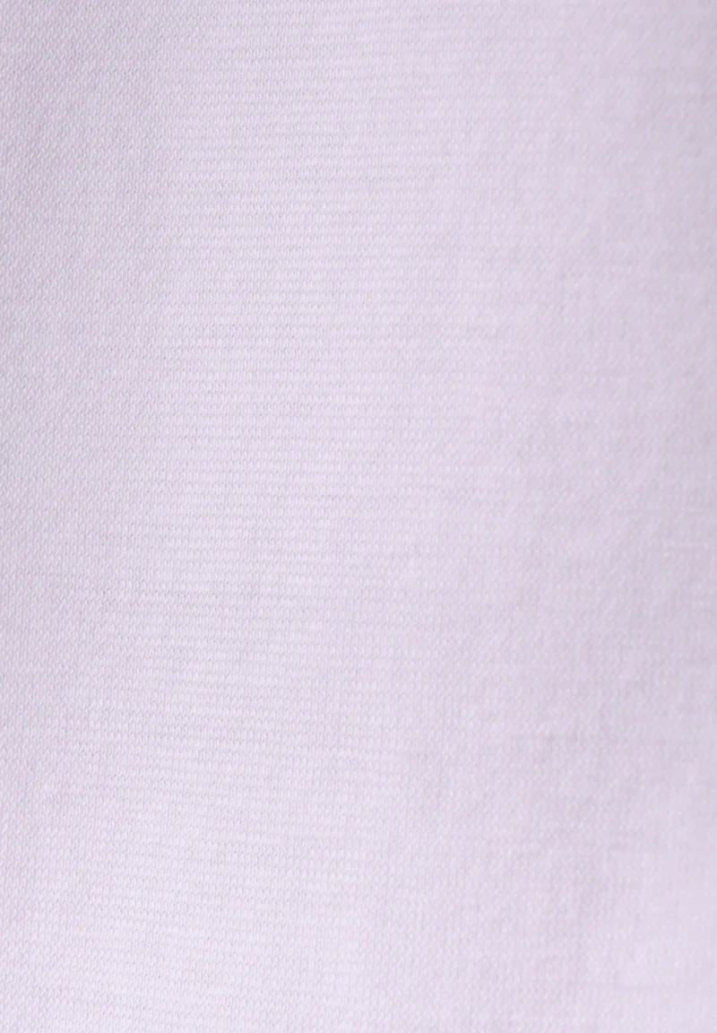 TESSA | Basic T-Shirt aus Bio-Baumwolle mit V-Ausschnitt