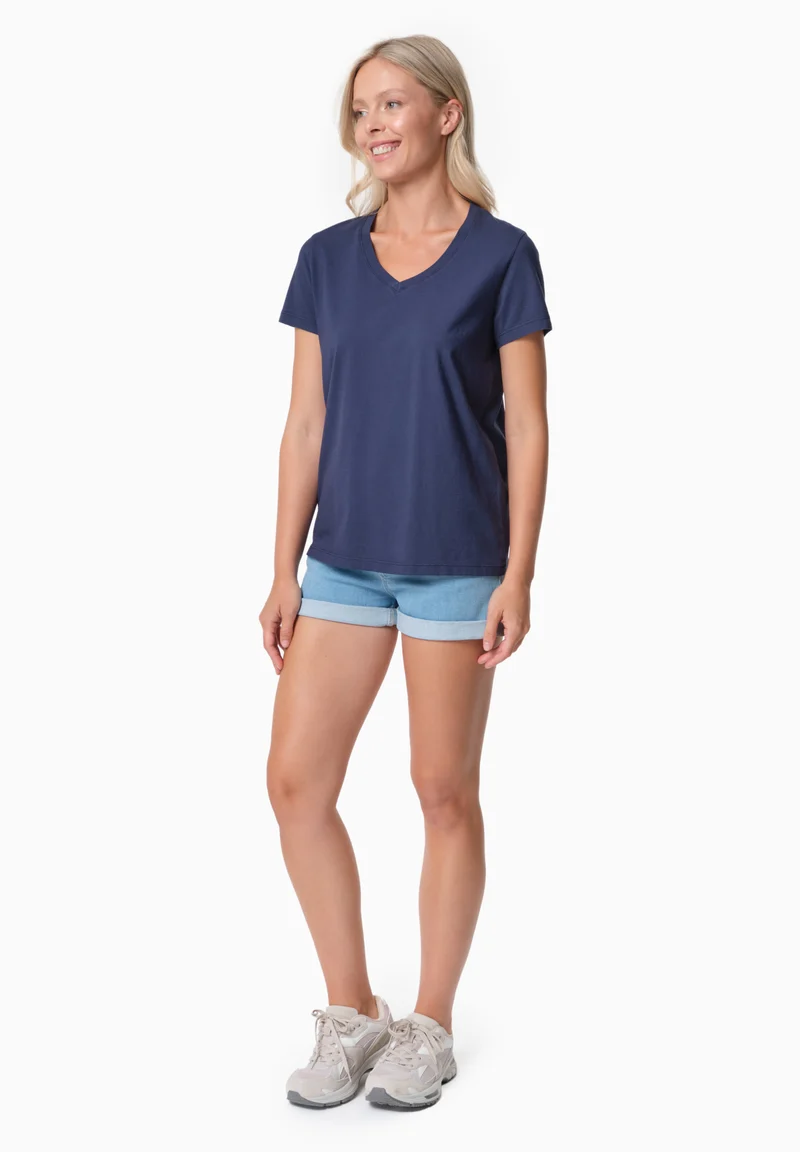TESSA | Basic T-Shirt aus Bio-Baumwolle mit V-Ausschnitt