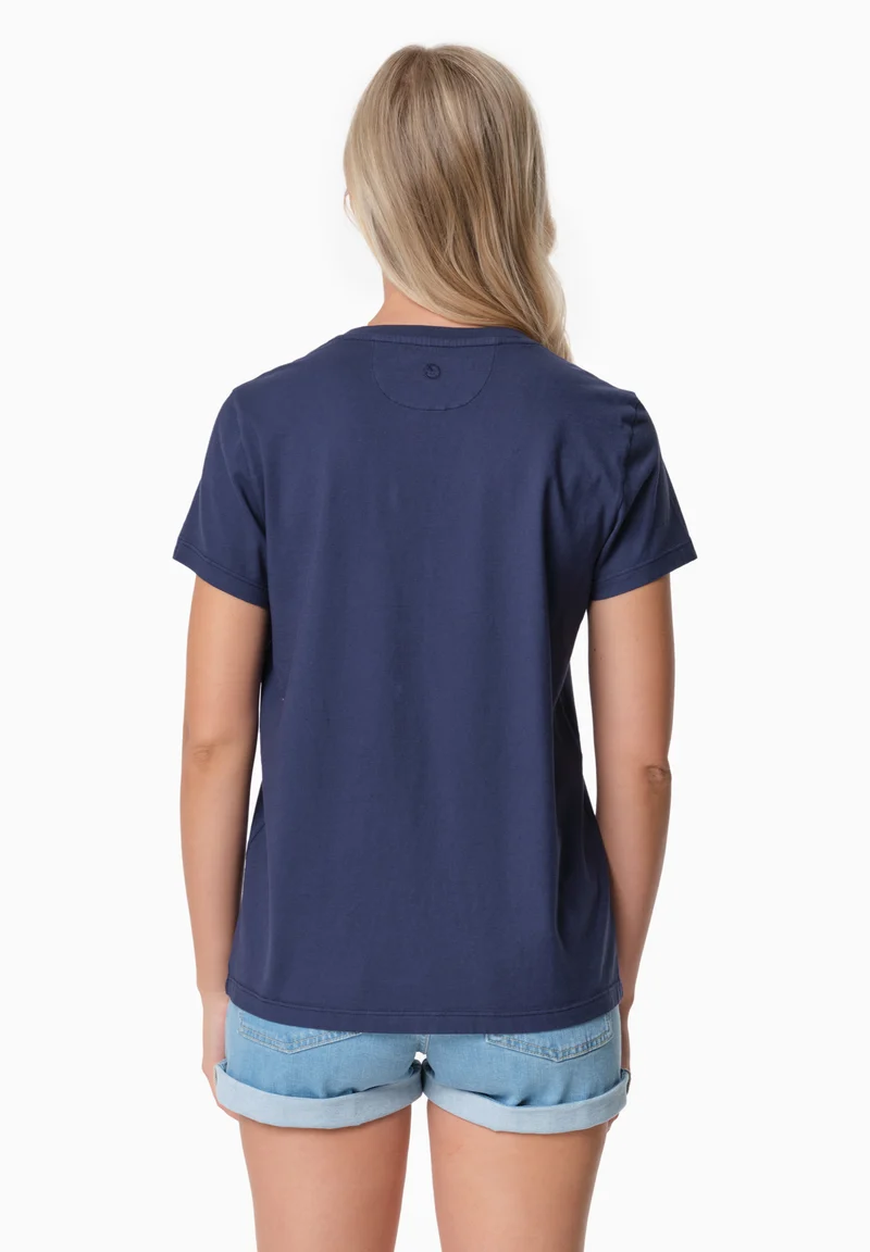 TESSA | Basic T-Shirt aus Bio-Baumwolle mit V-Ausschnitt