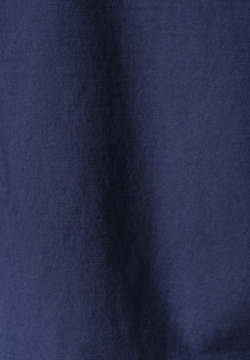 TESSA | Basic T-Shirt aus Bio-Baumwolle mit V-Ausschnitt