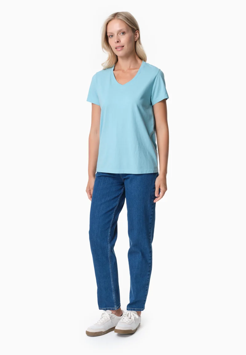 TESSA | Basic T-Shirt aus Bio-Baumwolle mit V-Ausschnitt
