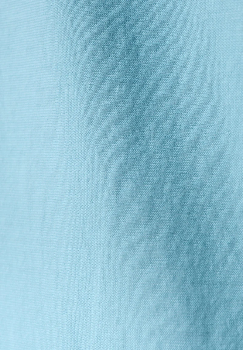 TESSA | Basic T-Shirt aus Bio-Baumwolle mit V-Ausschnitt