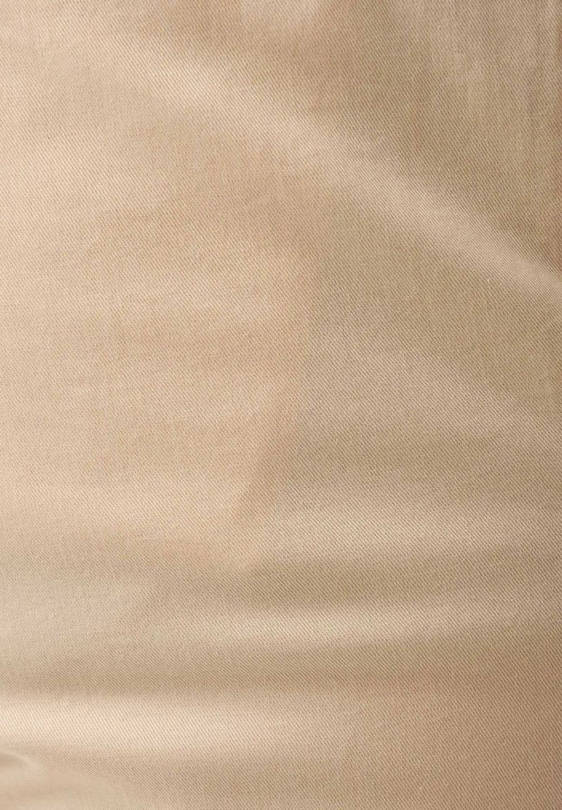 Slim-Fit Chino-Shorts aus Bio-Baumwolle