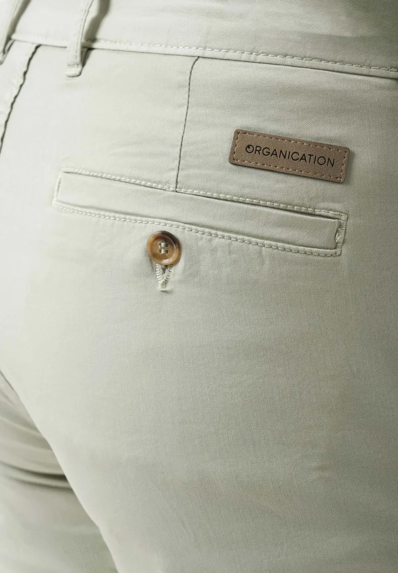Slim-Fit Chino-Shorts aus Bio-Baumwolle