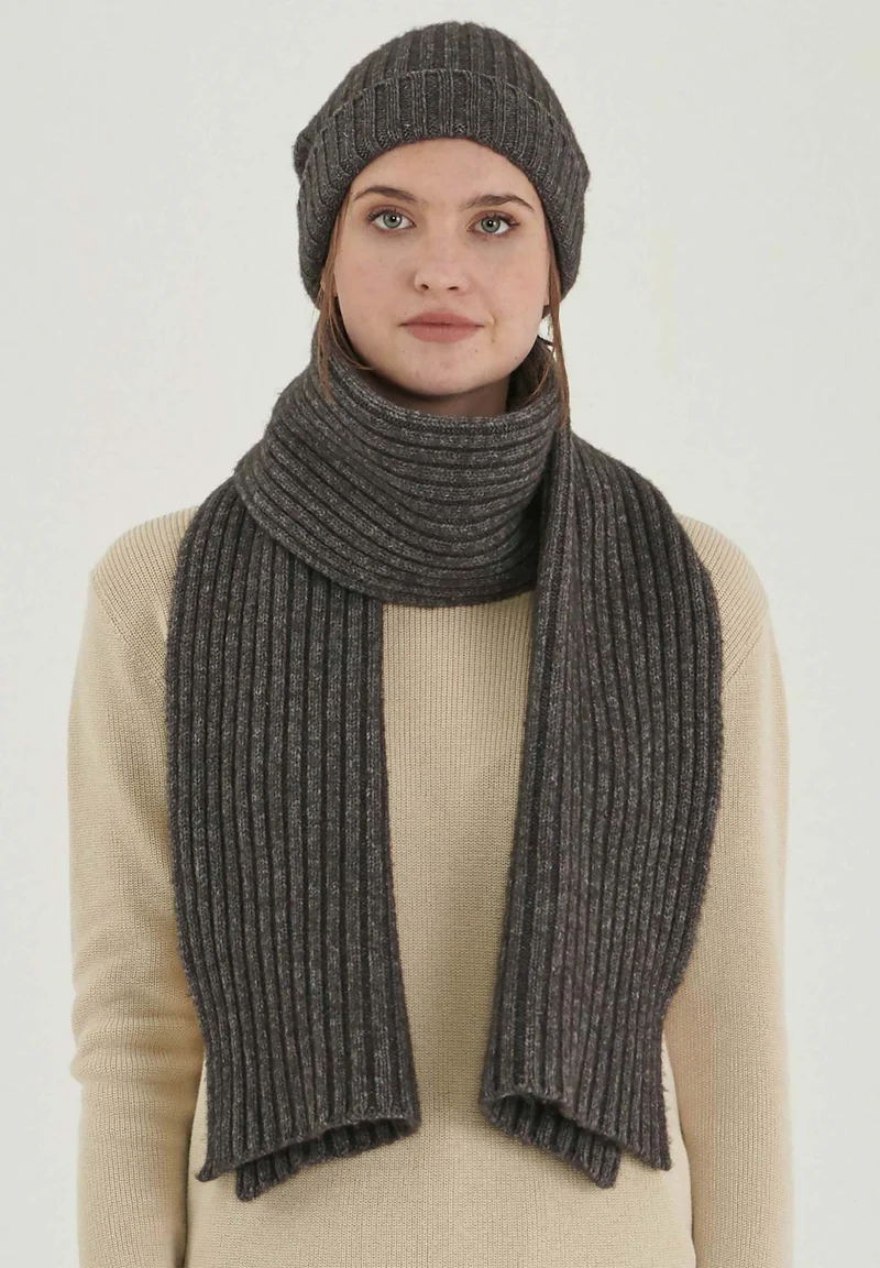 Unisex Strickschal aus Bio-Merinowolle und Bio-Baumwolle