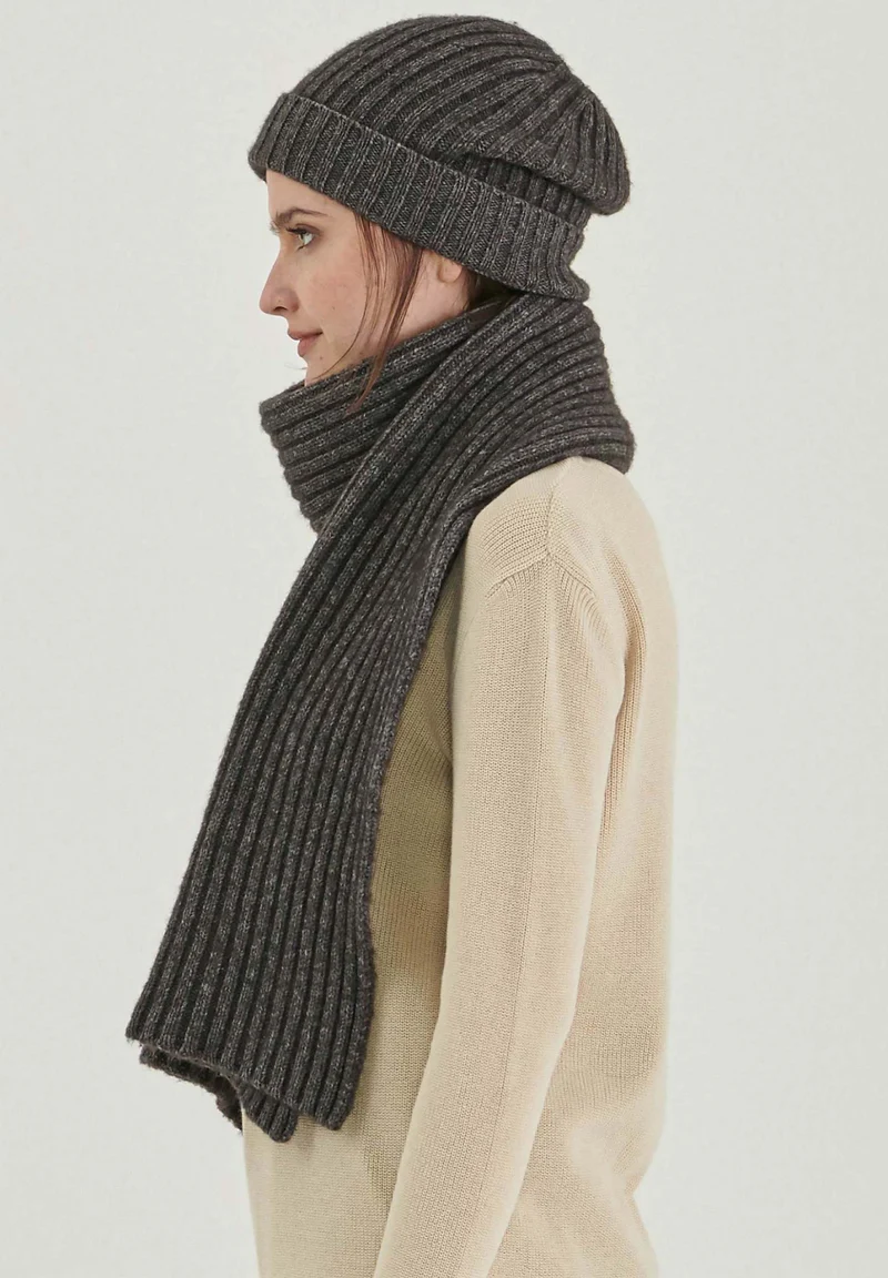Unisex Strickschal aus Bio-Merinowolle und Bio-Baumwolle