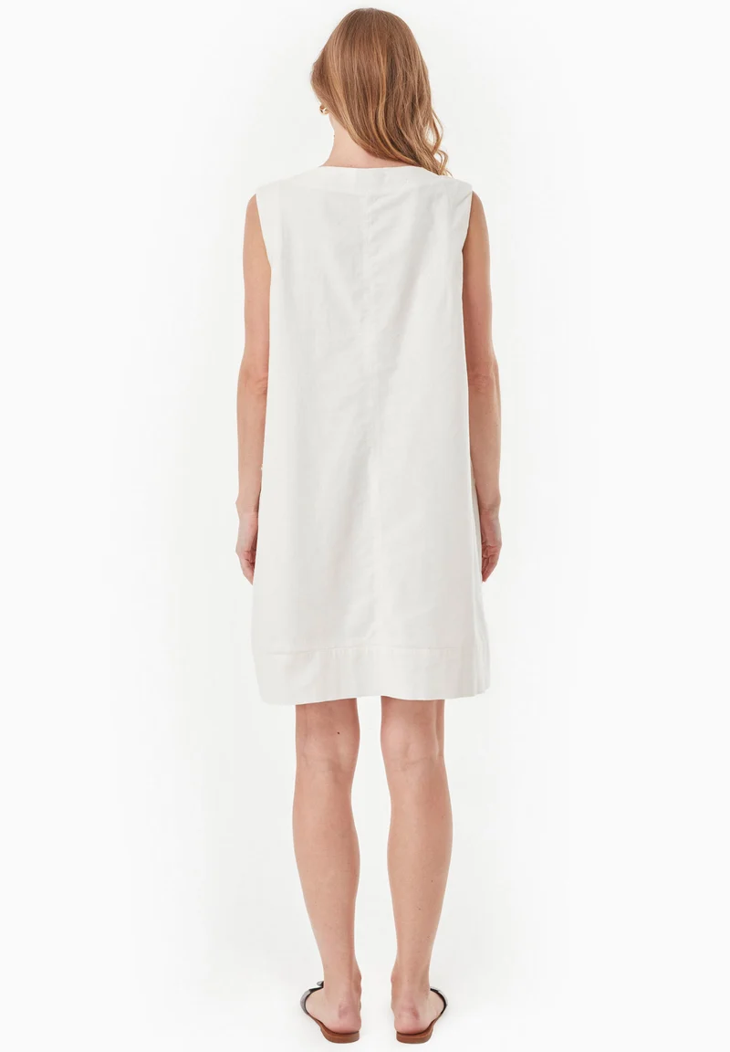 Kleid aus Bio-Baumwolle und Leinen
