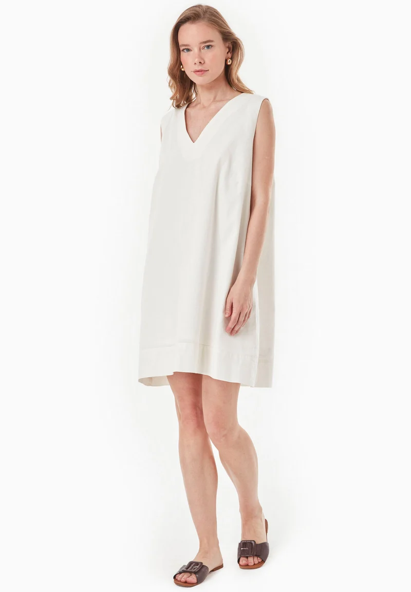 Kleid aus Bio-Baumwolle und Leinen