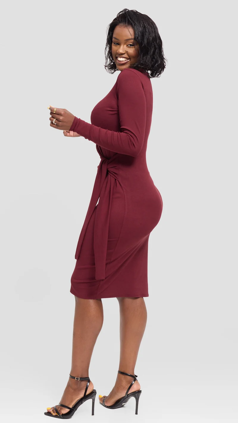 Vivo Side Tie Knee Length Dress in Jersey - Maroon
