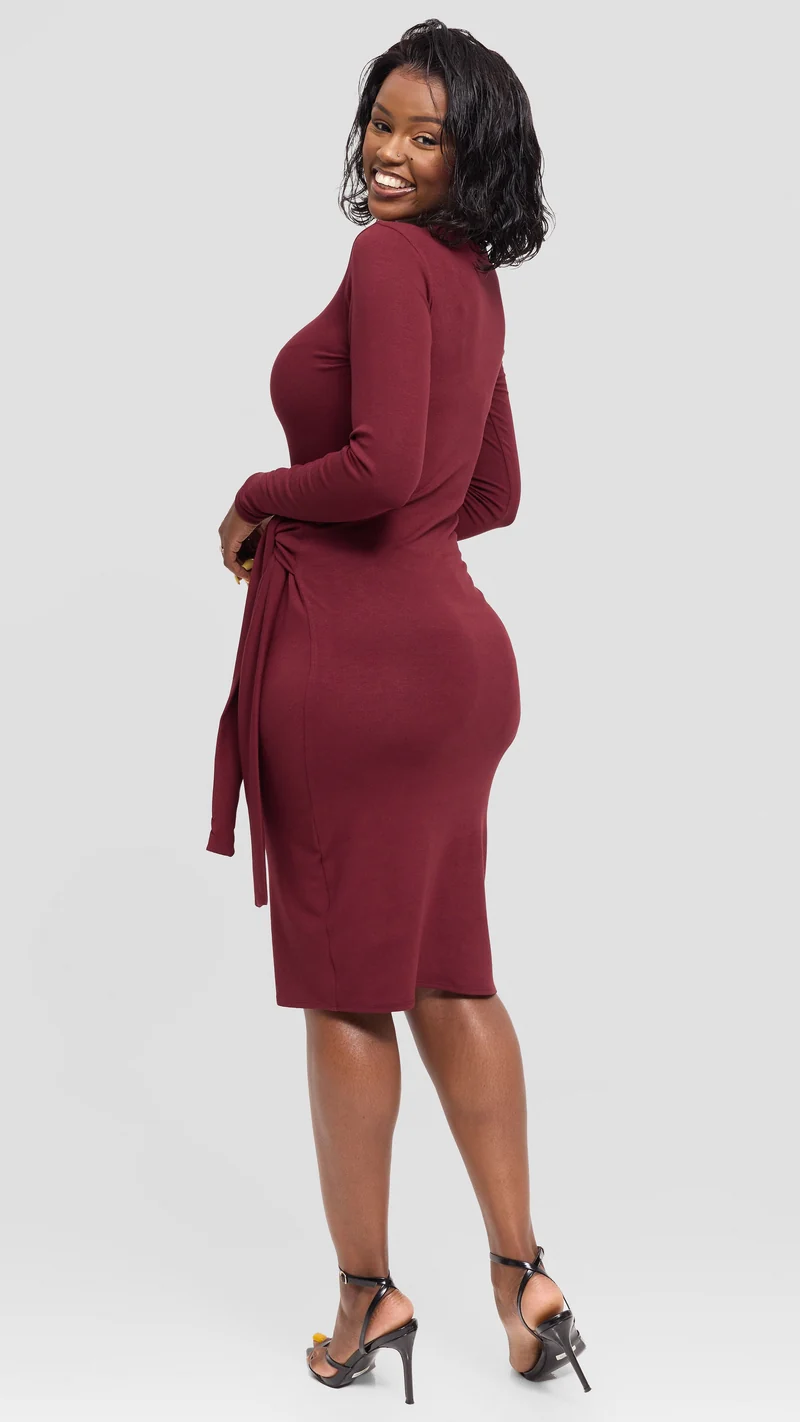 Vivo Side Tie Knee Length Dress in Jersey - Maroon