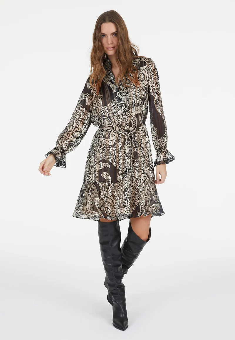 Robe courte avec imprimé paisley et détails en dentelle