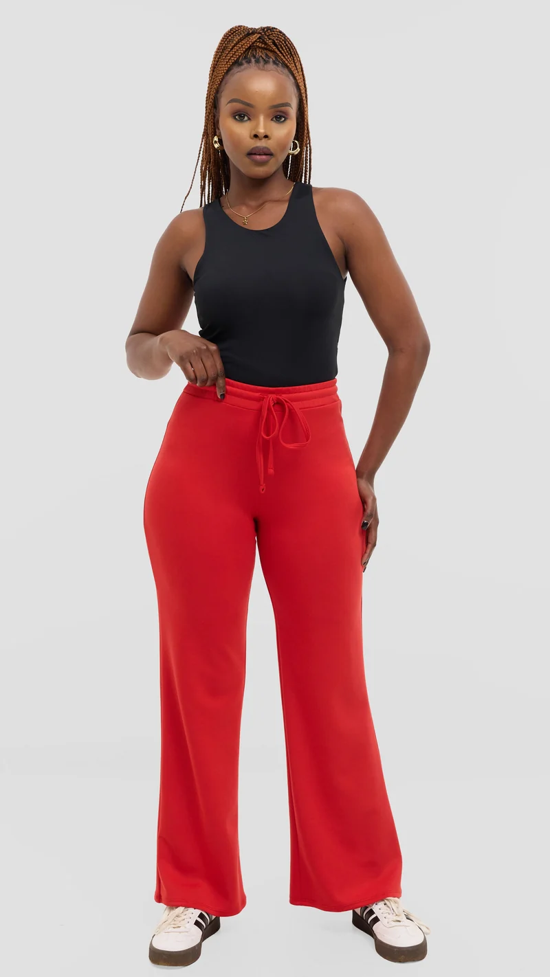 Vivo Straight Pants in Scuba - Red