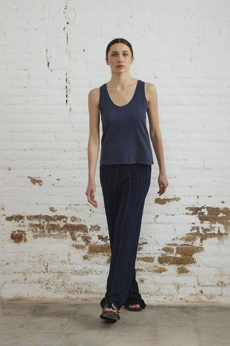 Camisole en lin et coton avec ligne contrastante