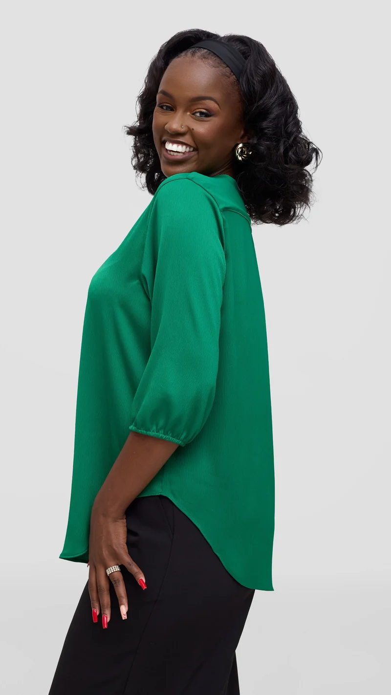 Vivo Dua Shirt in Textured Satin - Green