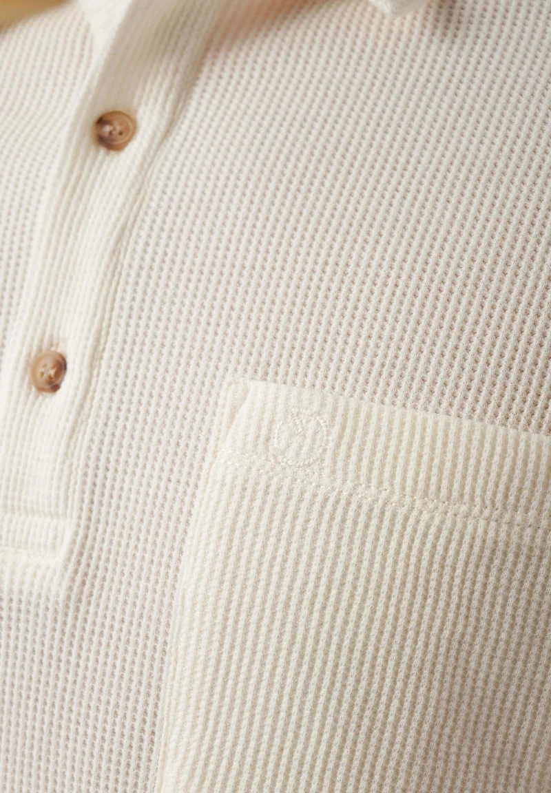 Poloshirt aus Bio-Baumwolle mit Waffelstruktur