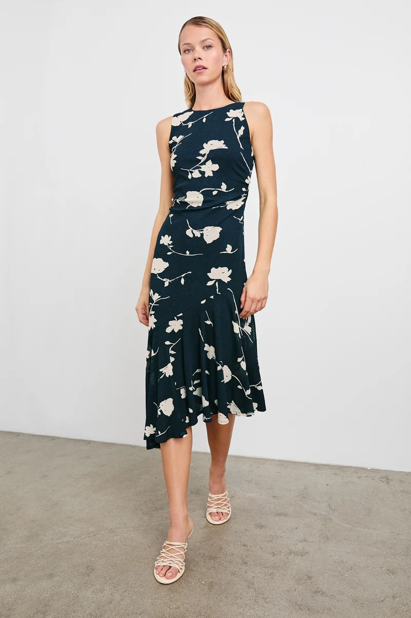 Robe midi drapée avec imprimé de roses Daija