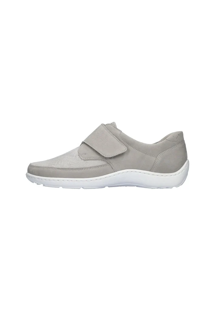 - Henni - 241-34-0005