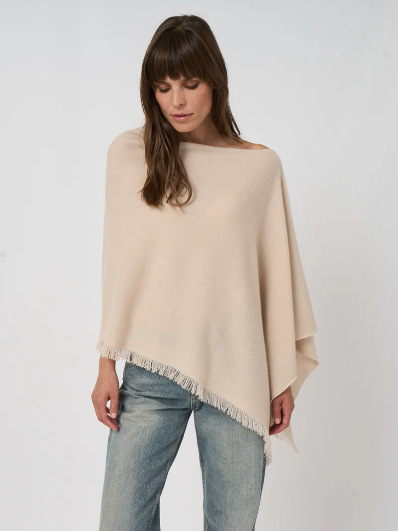 Poncho en cachemire avec franges