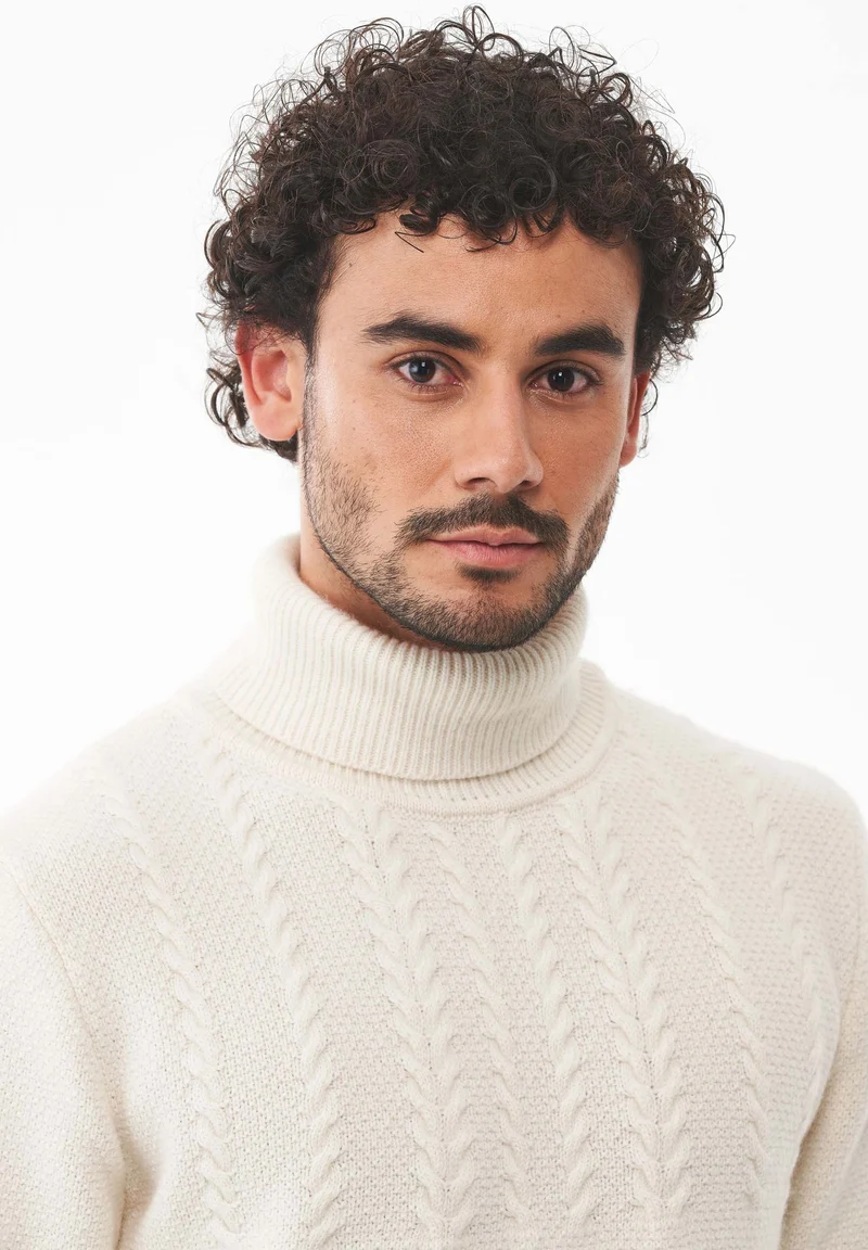 Rollkragenpullover aus Bio-Baumwoll Mix