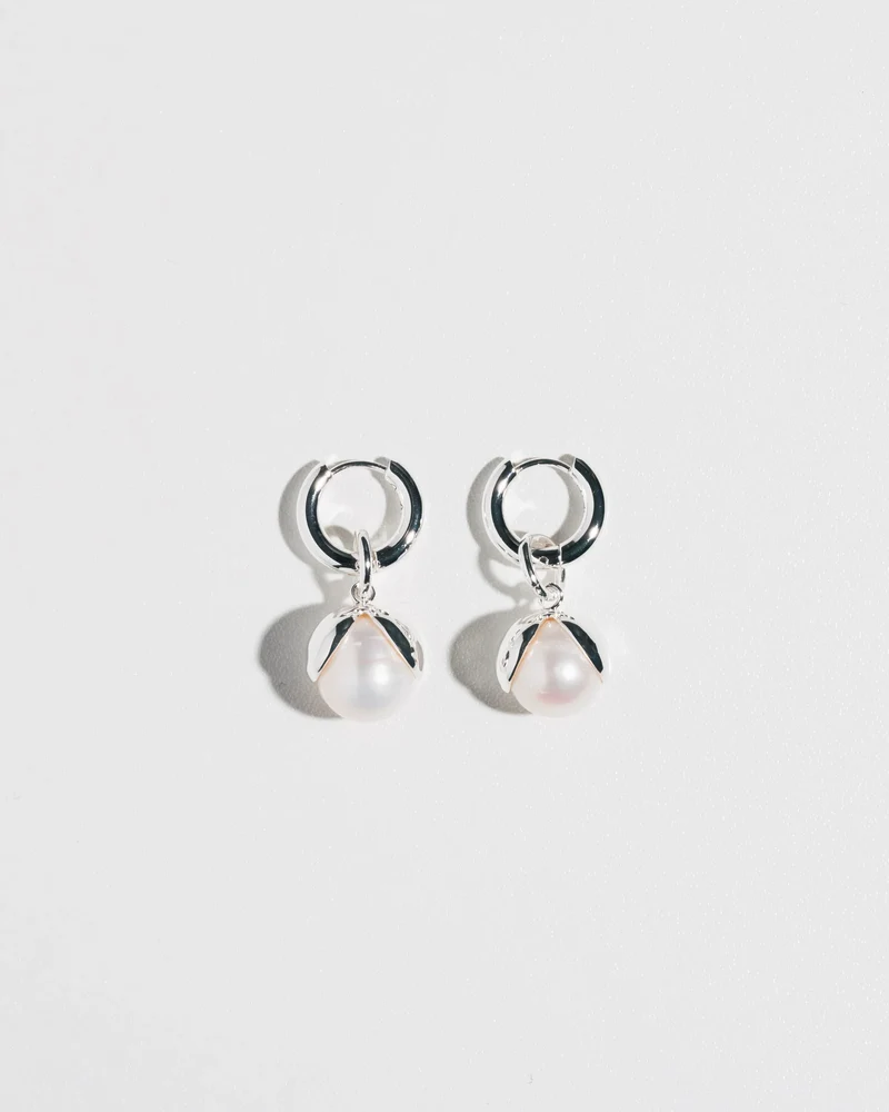 Boucles d'oreilles anneaux avec perles Snow Drop