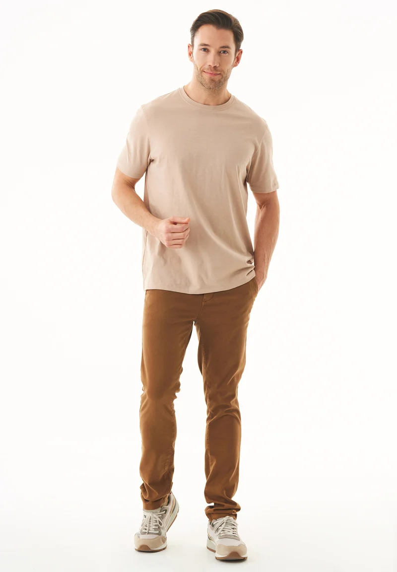 Basic T-Shirt aus Bio-Baumwolle