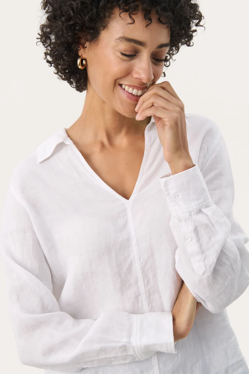 Blouse en lin avec col polo ouvert Natalee