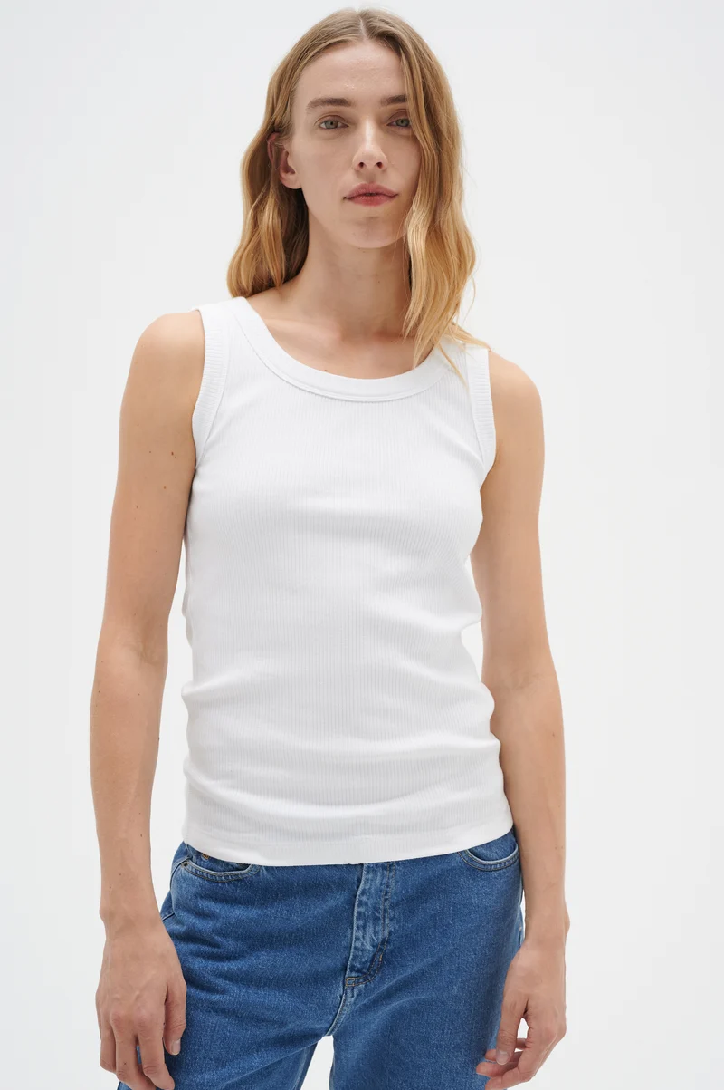 Camisole côtelée avec col rond Dagna
