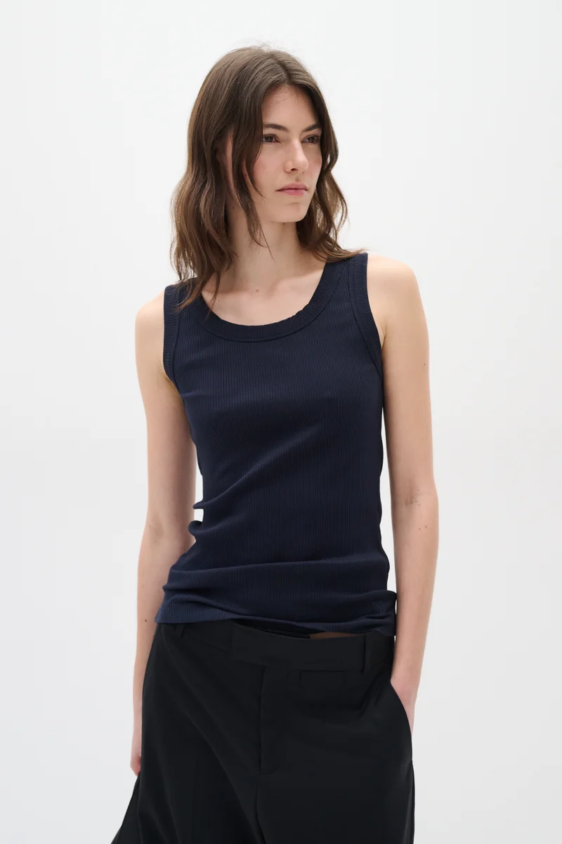 Camisole côtelée avec col rond Dagna
