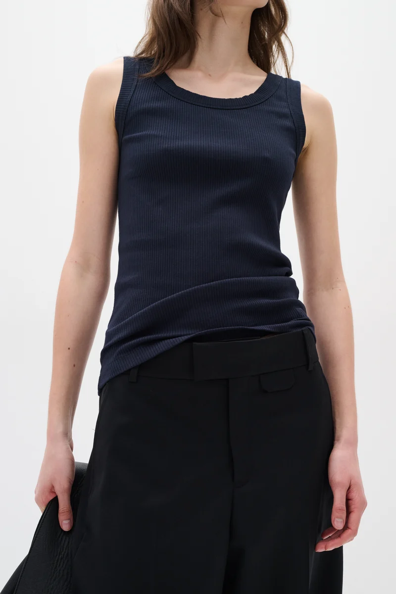 Camisole côtelée avec col rond Dagna
