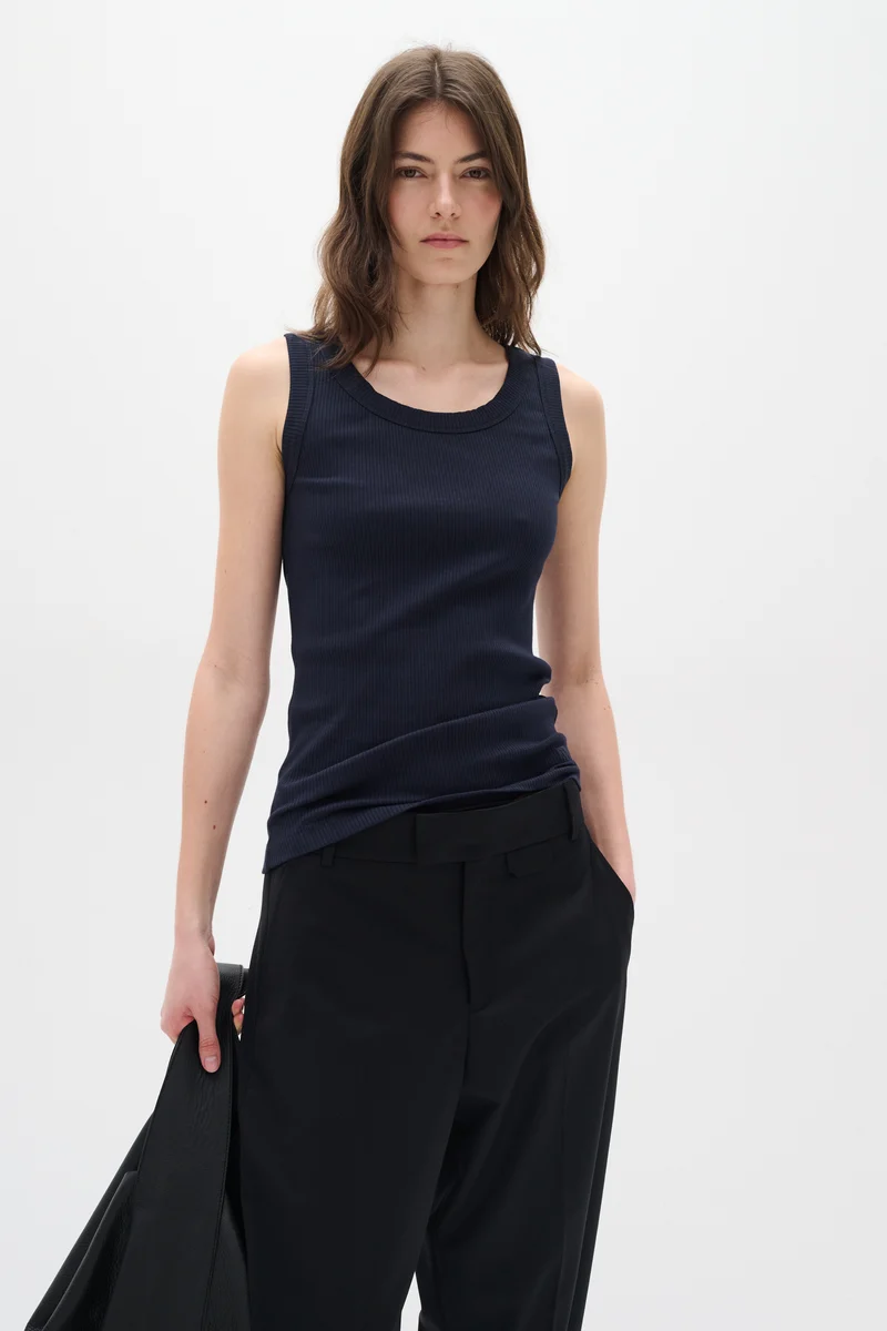 Camisole côtelée avec col rond Dagna