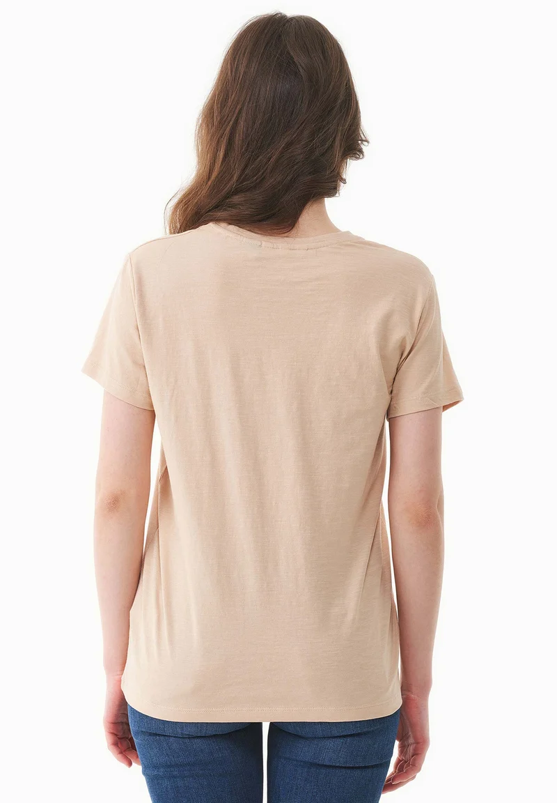 Basic T-Shirt aus Bio-Baumwolle mit V-Ausschnitt