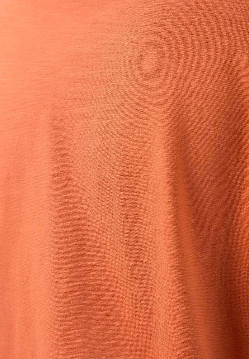 Basic T-Shirt aus Bio-Baumwolle