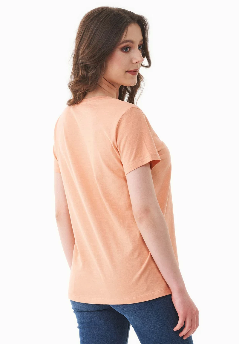 Basic T-Shirt aus Bio-Baumwolle mit V-Ausschnitt