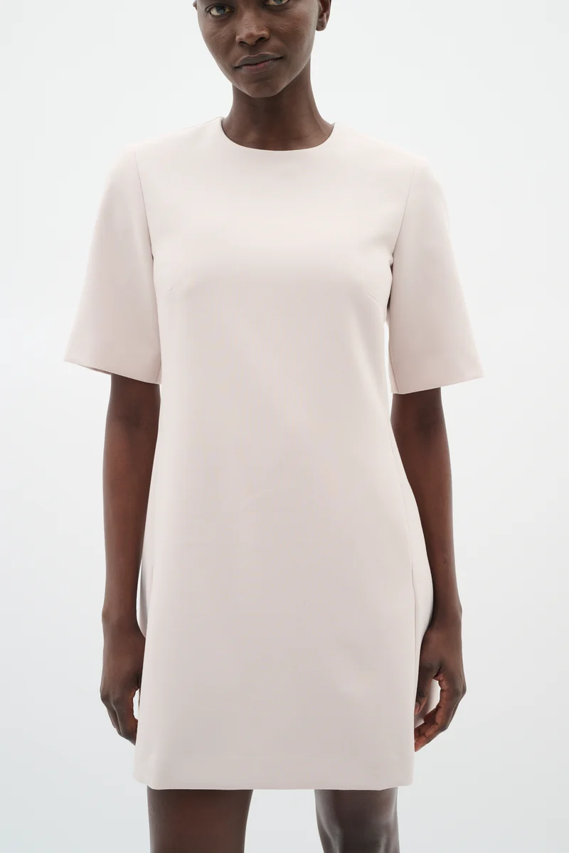 Robe courte classique Bryelle