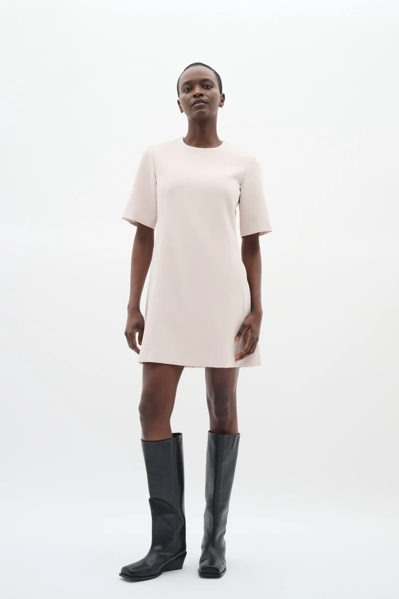 Robe courte classique Bryelle