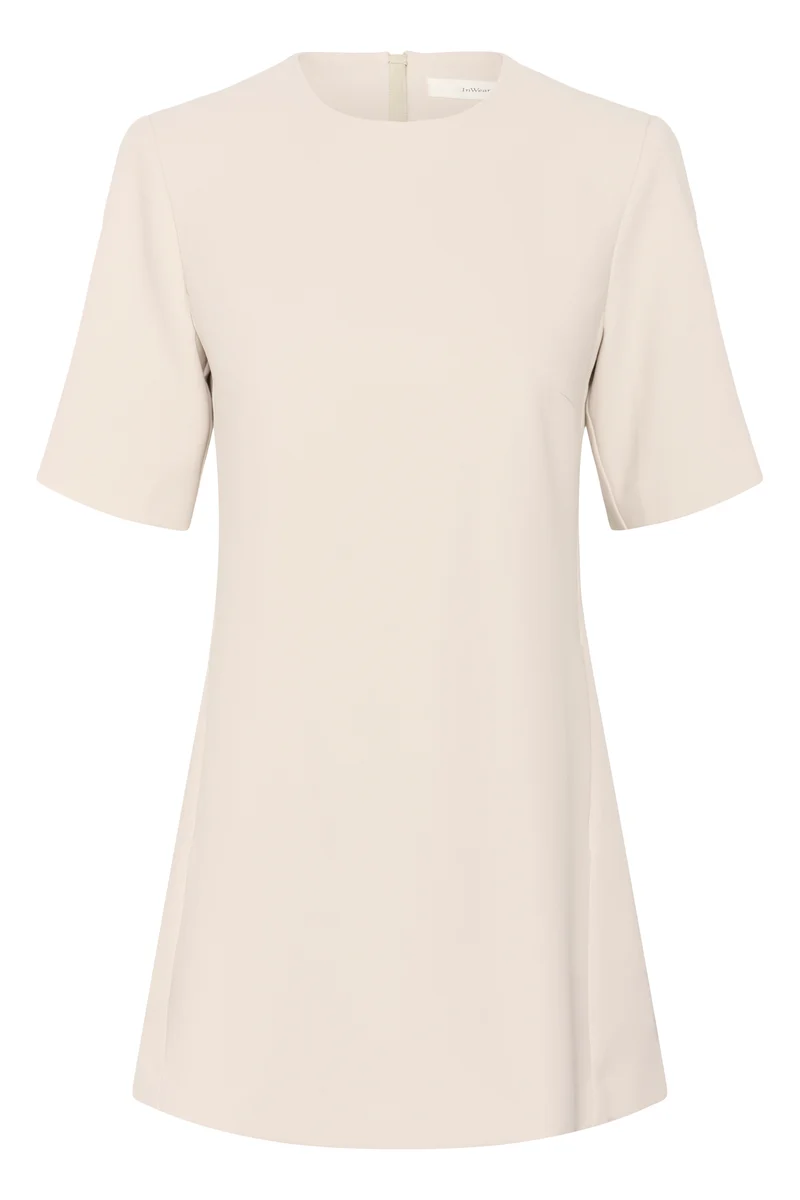 Robe courte classique Bryelle