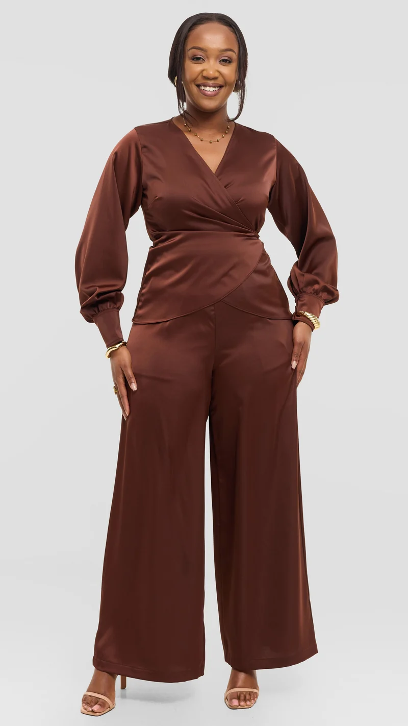 Vivo Merika Wrap Top in Satin - Chocolate