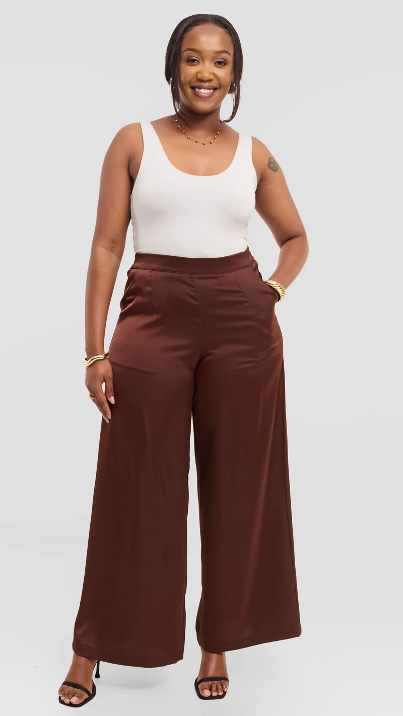 Vivo Essi Wide Leg Pants in Satin - Chocolate