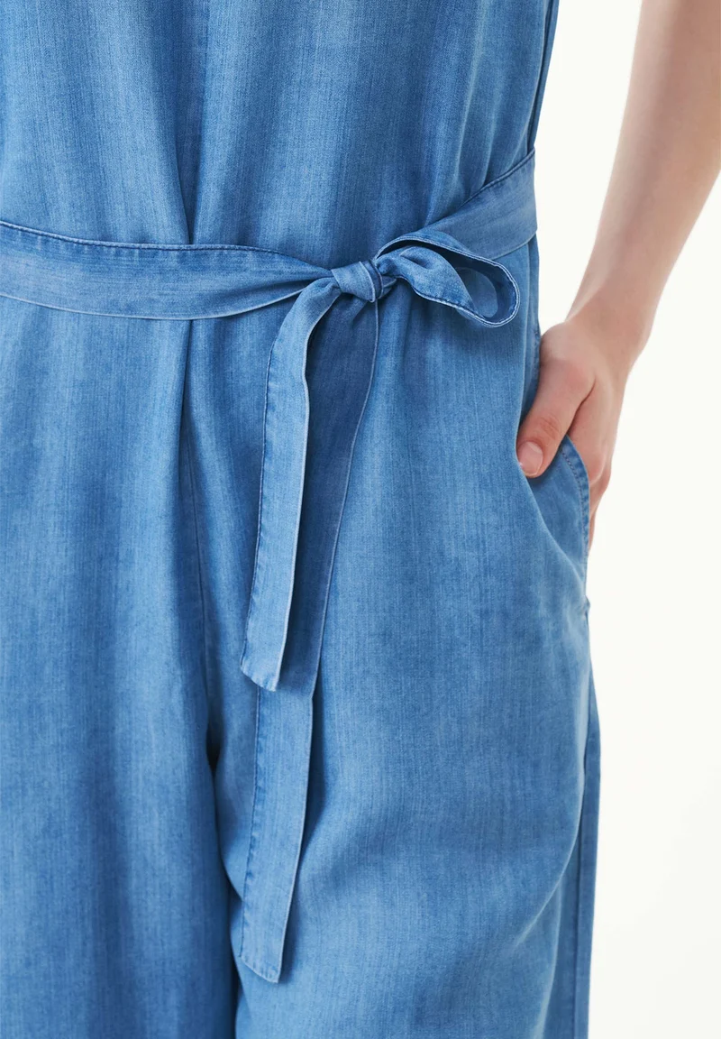 Jumpsuit aus TENCEL™ Lyocell in Denim-Optik