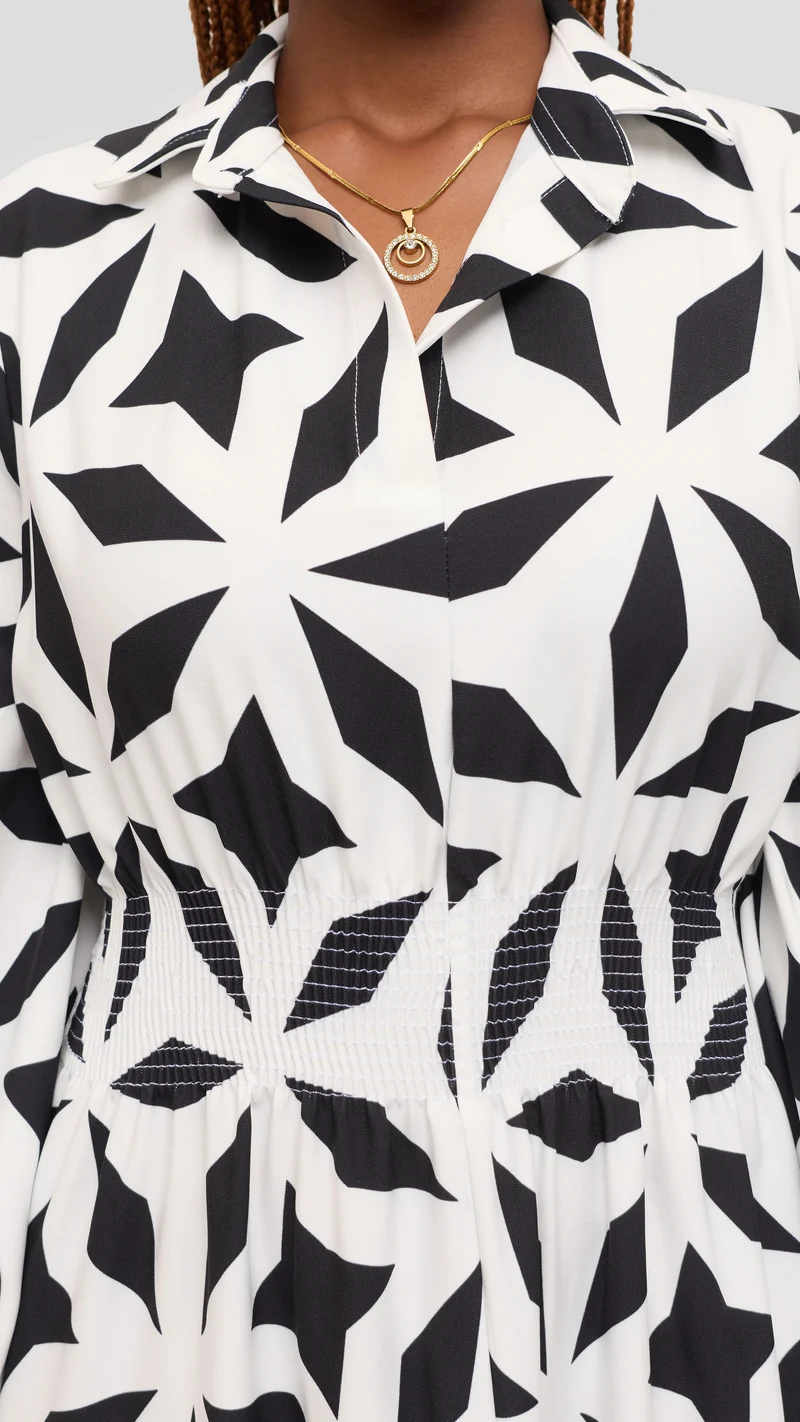Vivo Bishop Sleeve Shirred Maxi Dress in Crepe - Off White / Black Ula Print