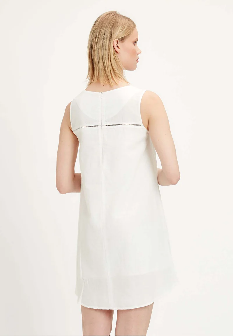 Kleid aus Leinen-Mix