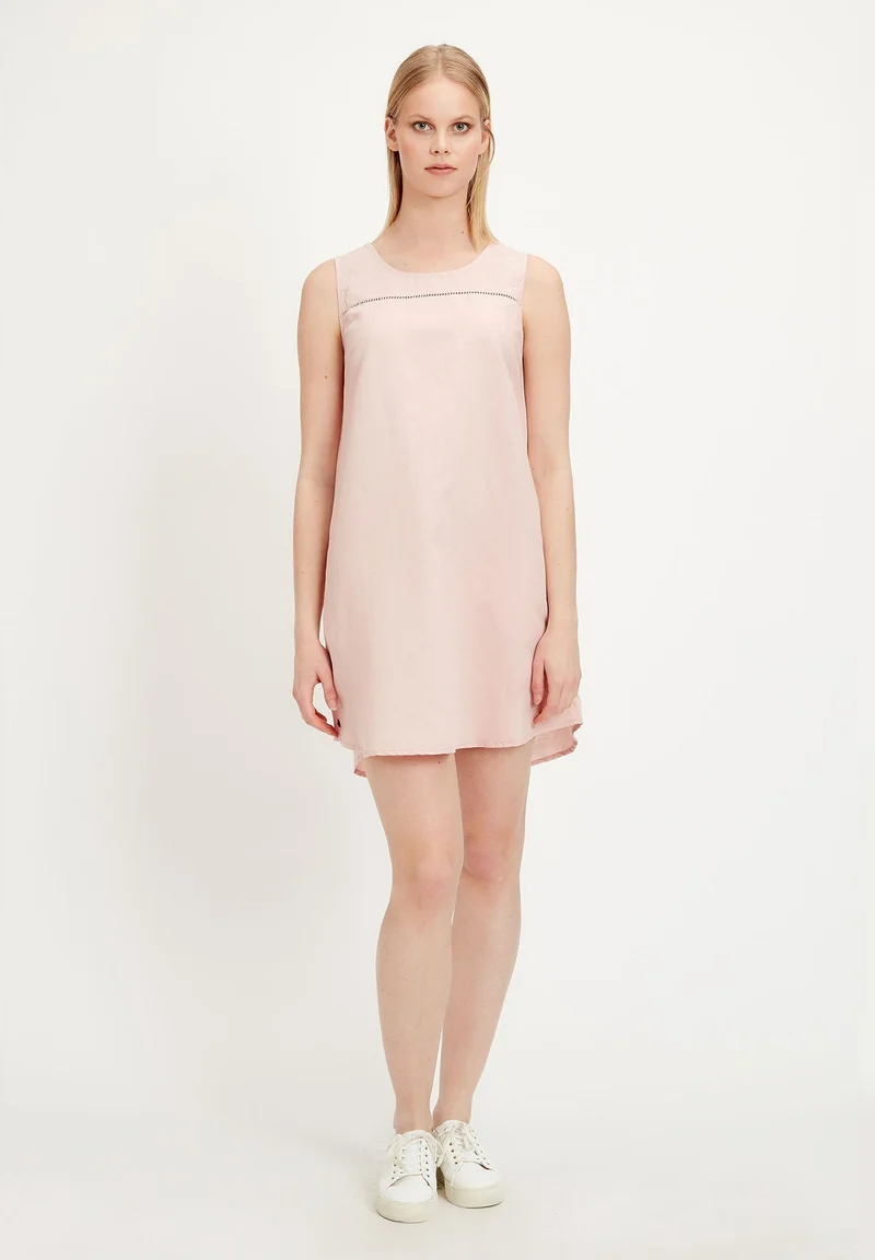 Kleid aus Leinen-Mix