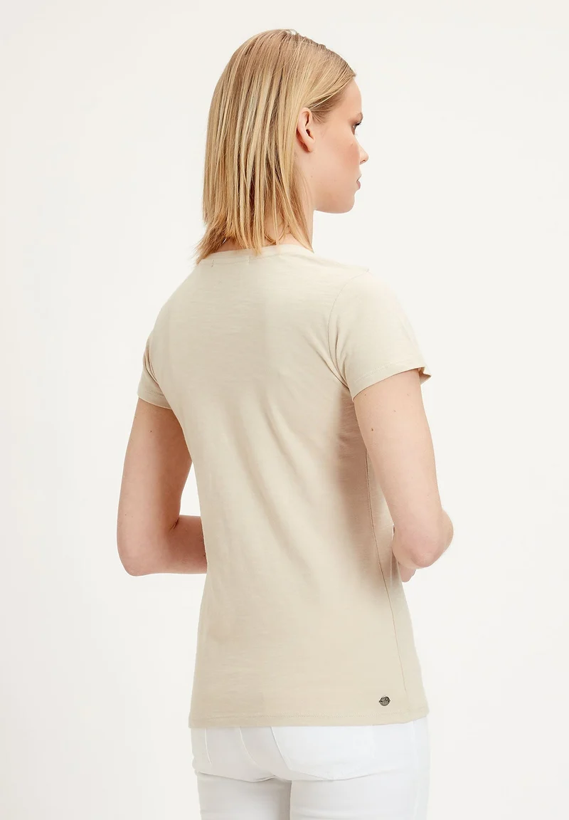 Basic T-Shirt aus Bio-Baumwolle
