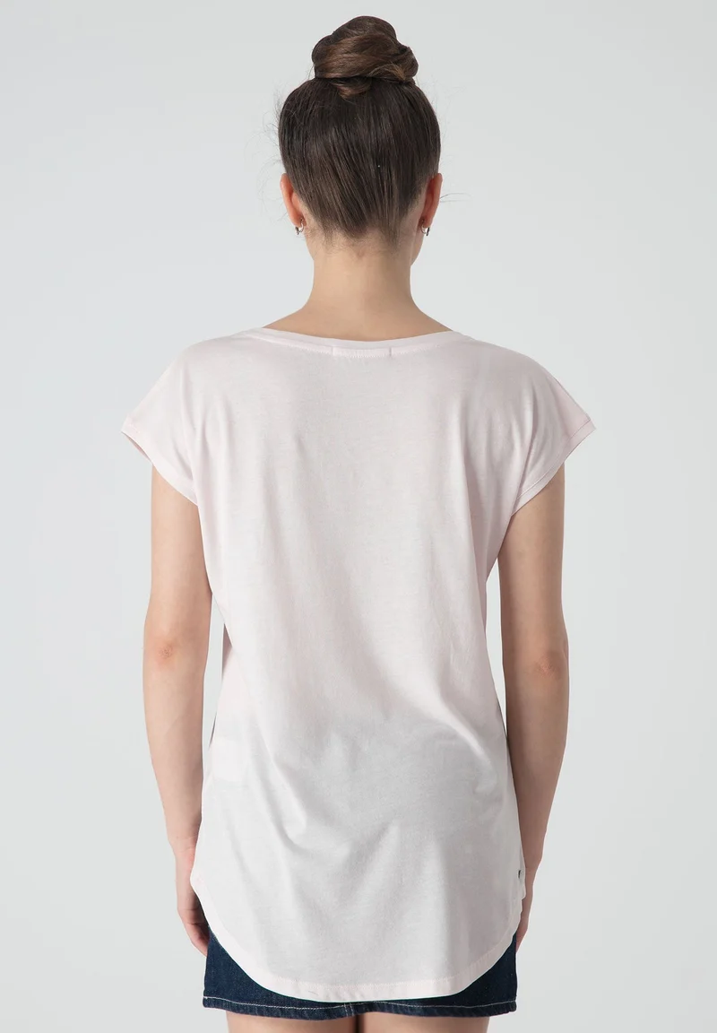 T-Shirt aus TENCEL™ Lyocell & Bio-Baumwolle mit längerem Rückenteil