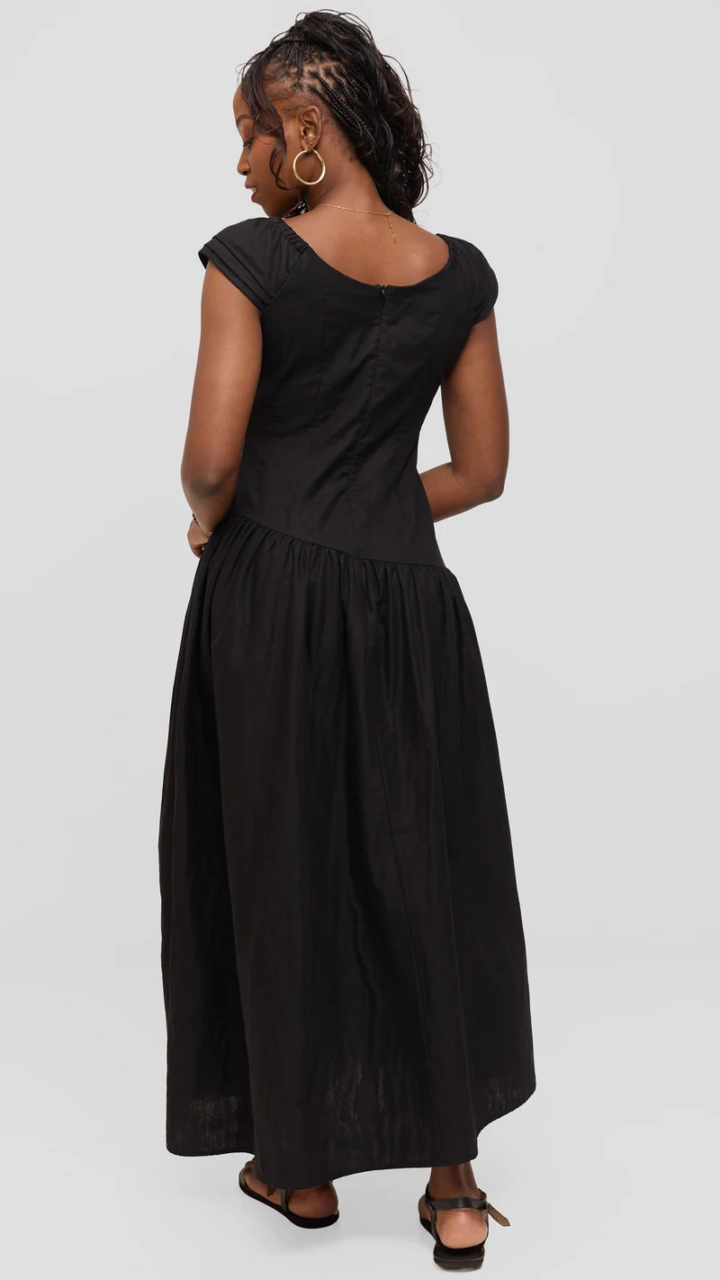 Safari by Vivo Drop Waist Maxi Dress in Cotton - Black