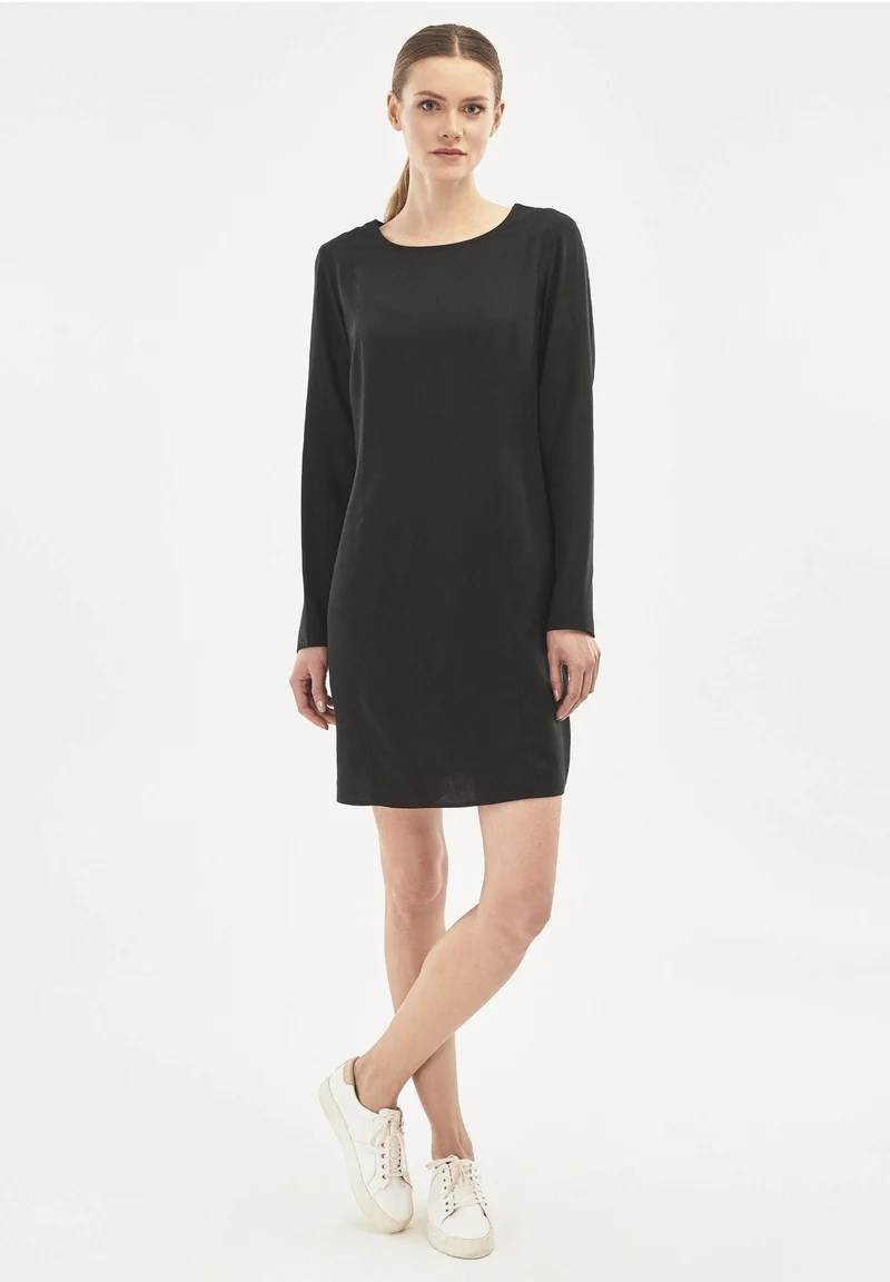 Kleid aus TENCEL™ Lyocell mit U-Boot-Ausschnitt