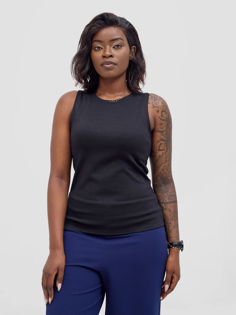 Vivo Chela Tank Top in Stretch Rib - Black